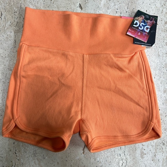 DSG Pants - DSG Twitch & Allison 3” Seamless Ultra High Rise Light Orange Shorts Sz Medium